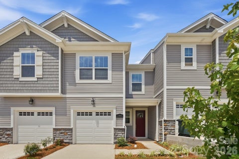 Photo of 1304 Vibrant Road, Charlotte, NC 28215 (MLS # 4389925)