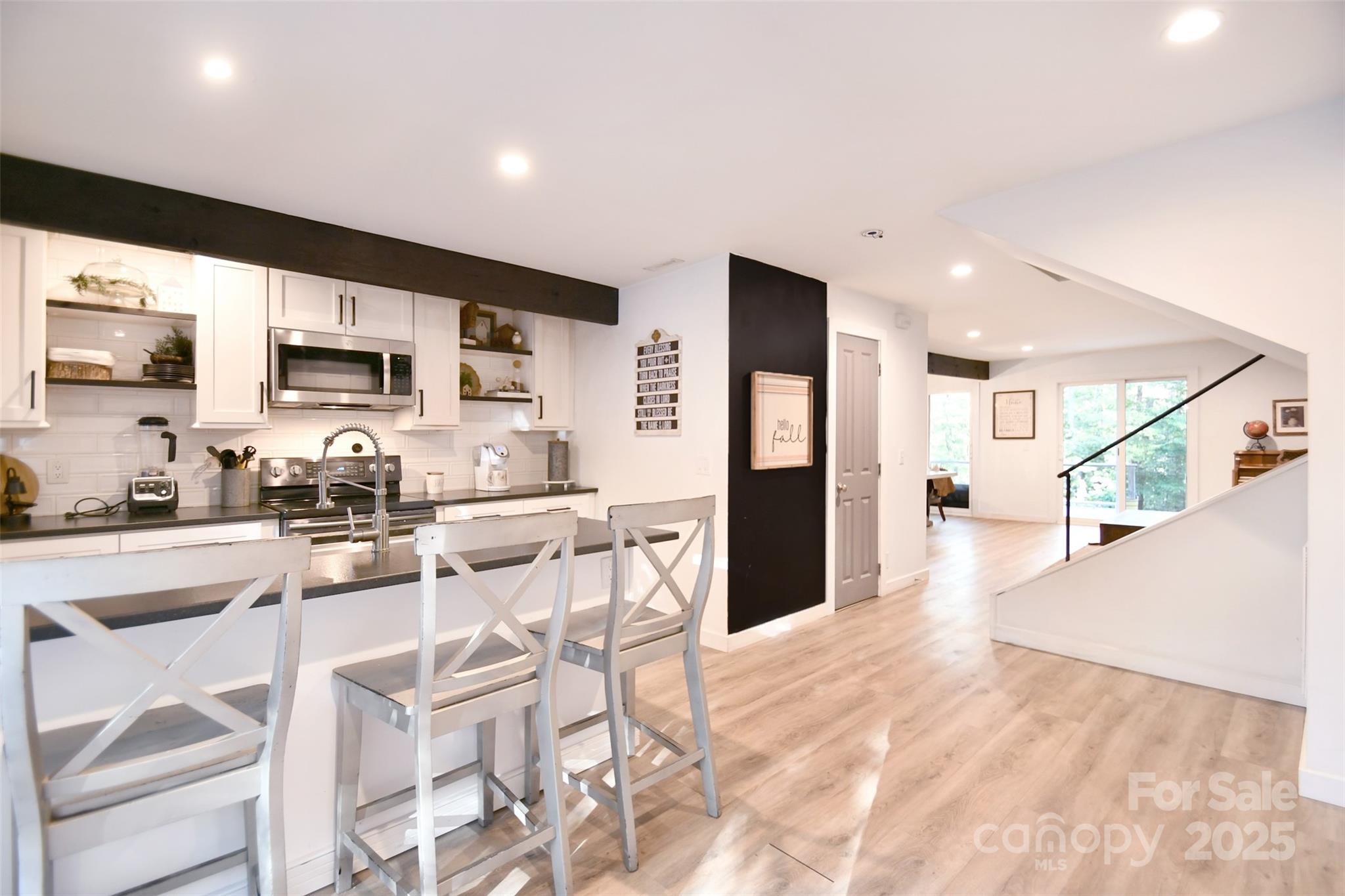 13423 Cliffhaven Lane