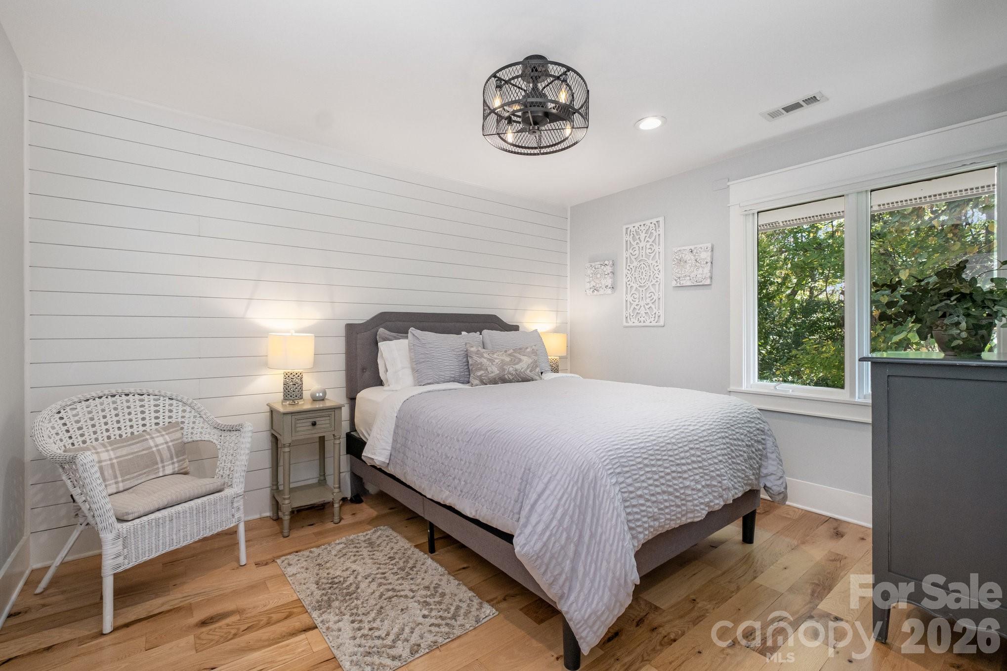 Idlewood Harbor - Residential