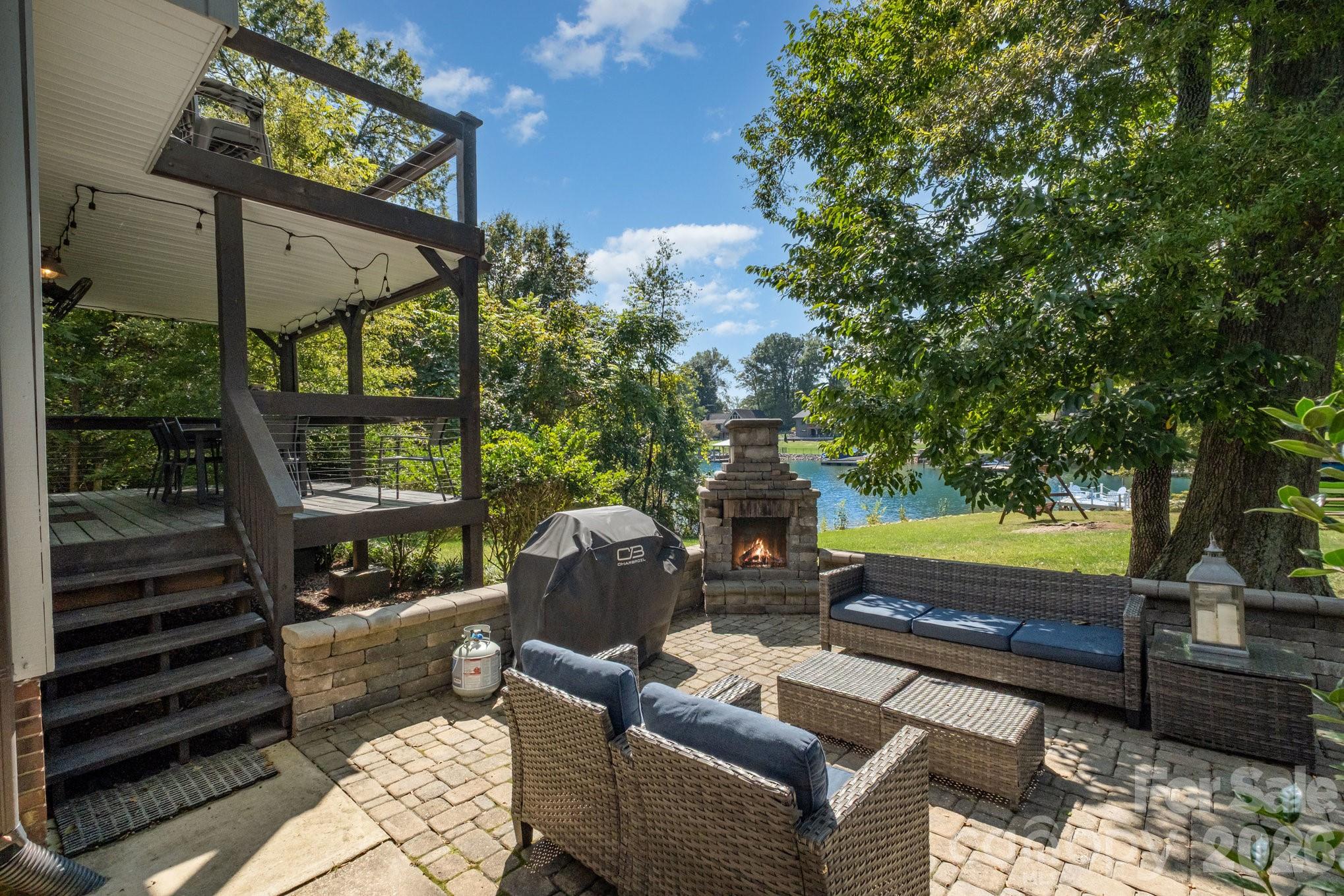 Idlewood Harbor - Residential