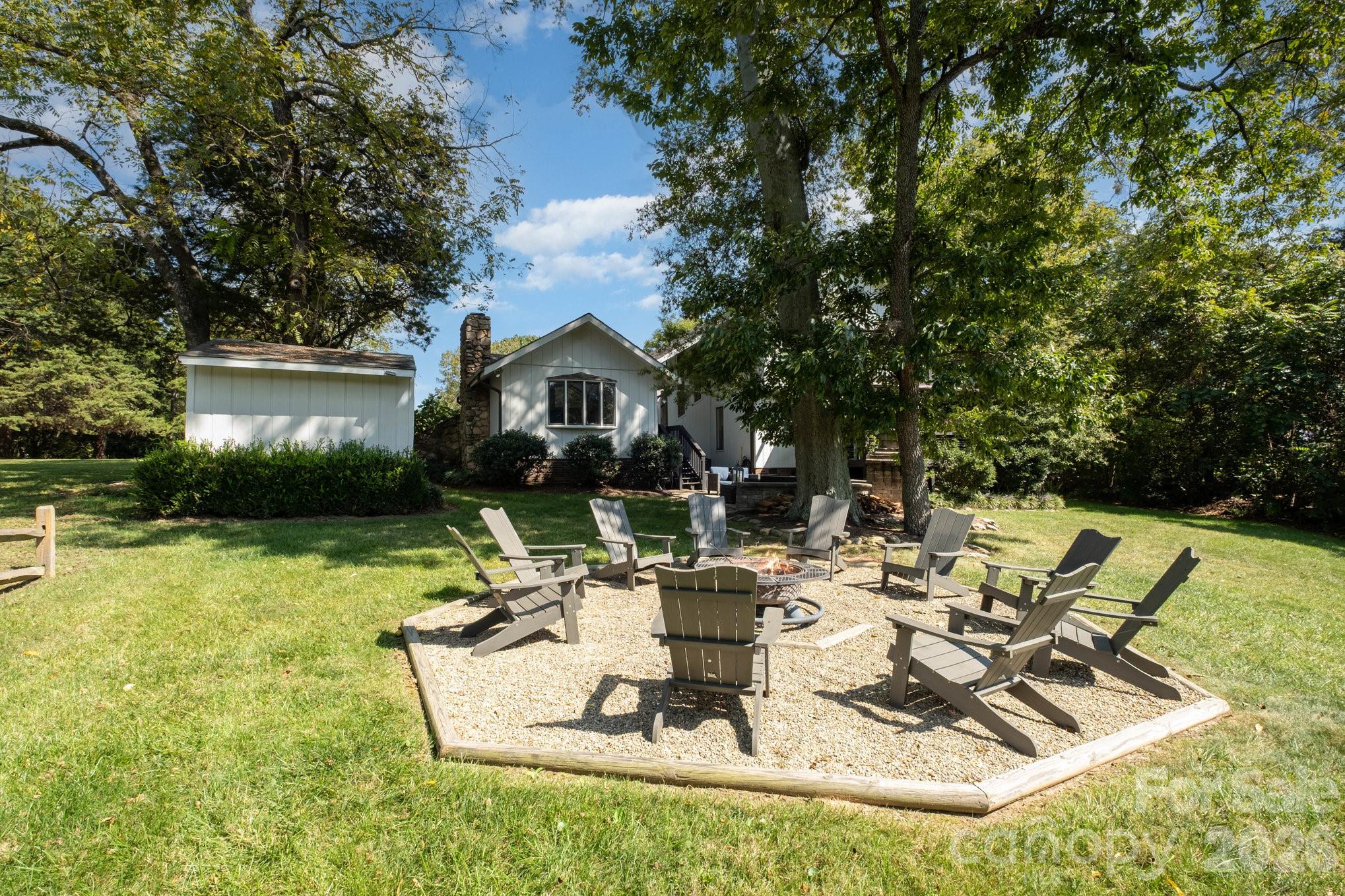 Idlewood Harbor - Residential