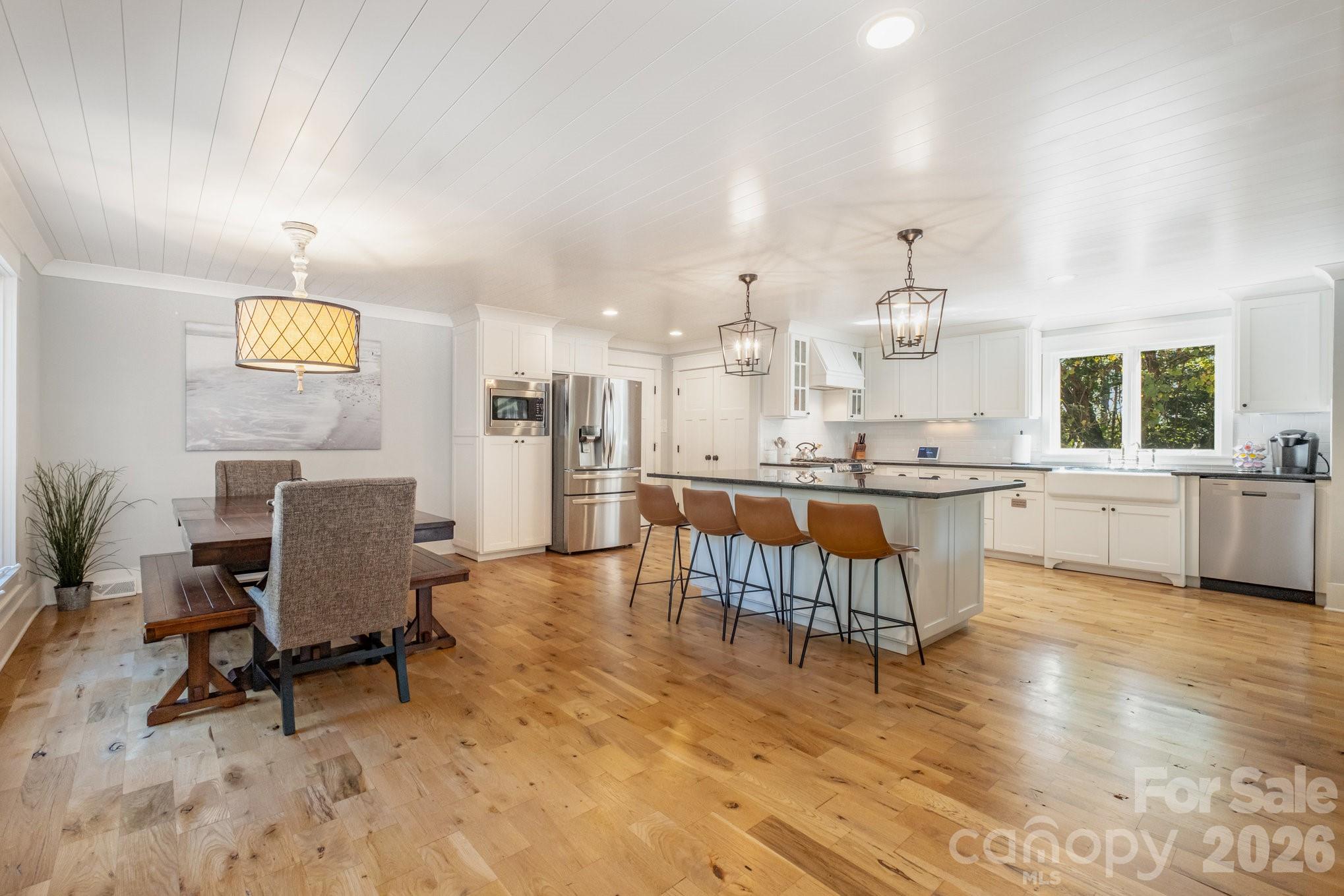 Idlewood Harbor - Residential