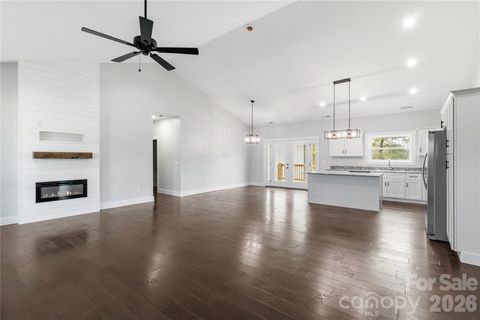 60 Gins Lane 9 & 10 Mars Hill NC 28754