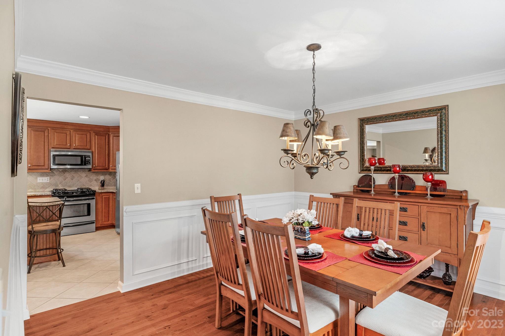 Woodside Falls - Residential