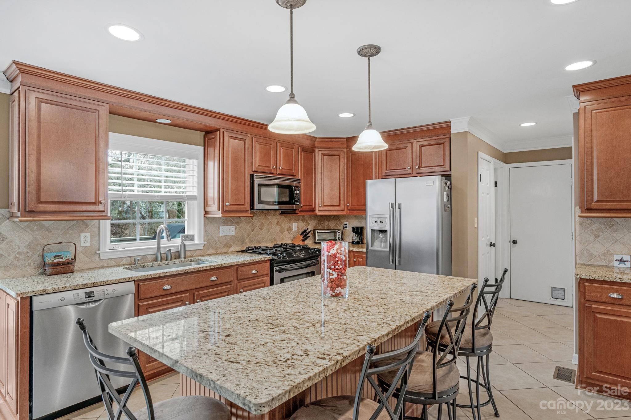 Woodside Falls - Residential