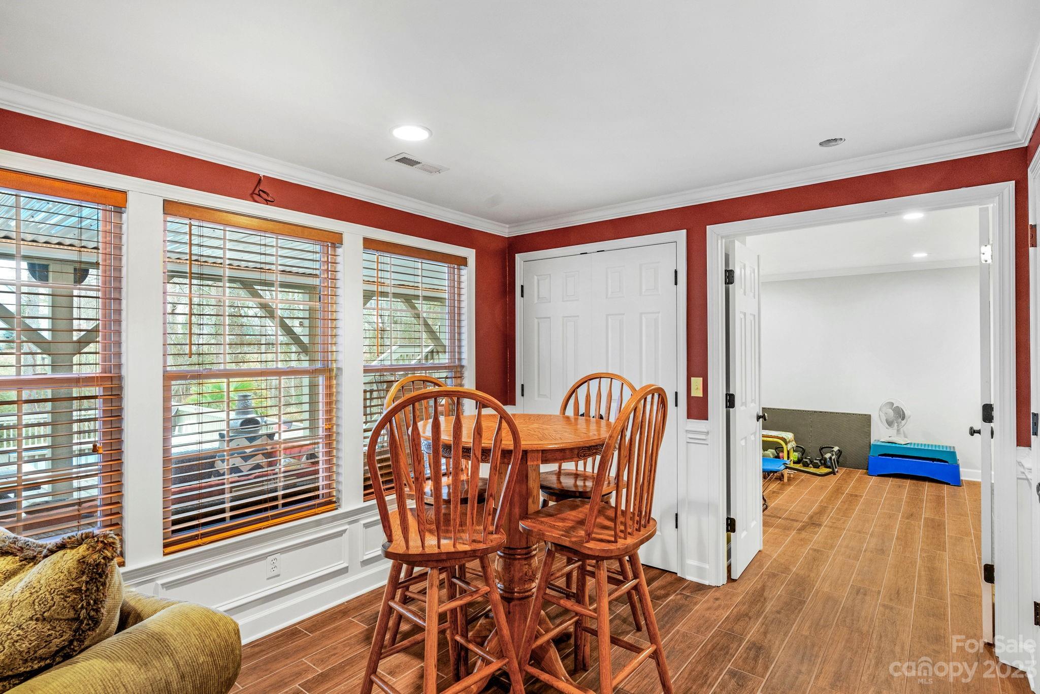 Woodside Falls - Residential