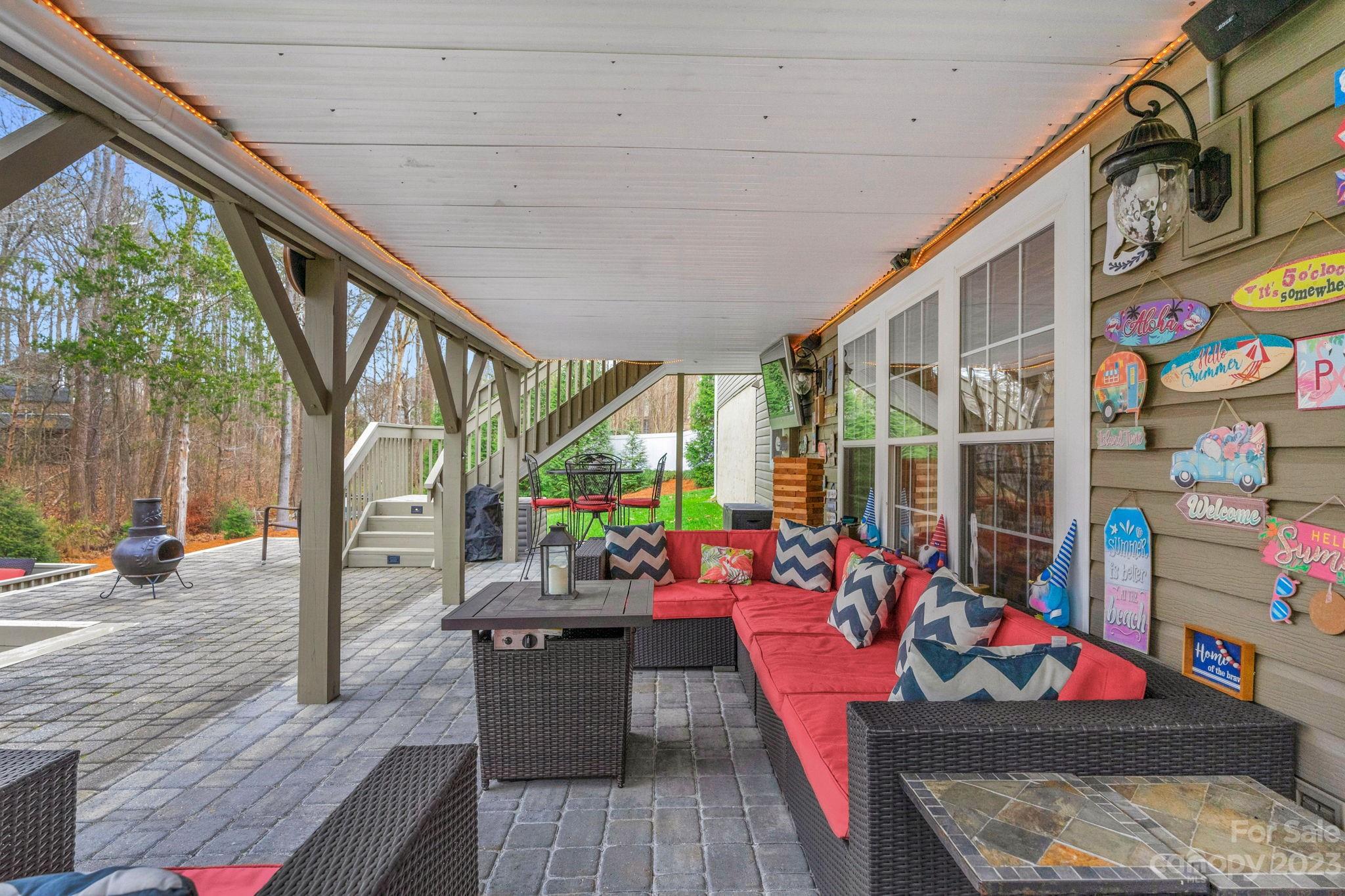 Woodside Falls - Residential