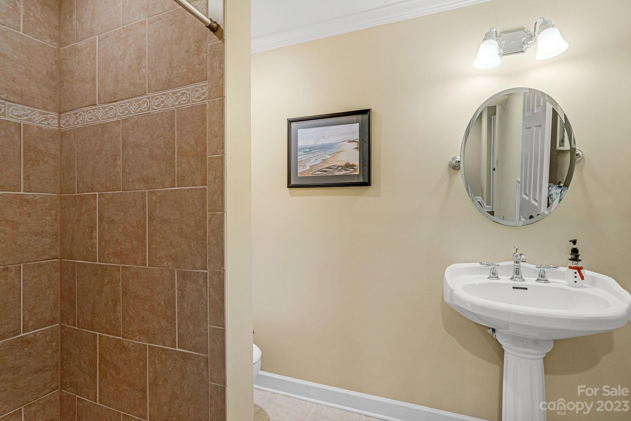 Woodside Falls - Residential