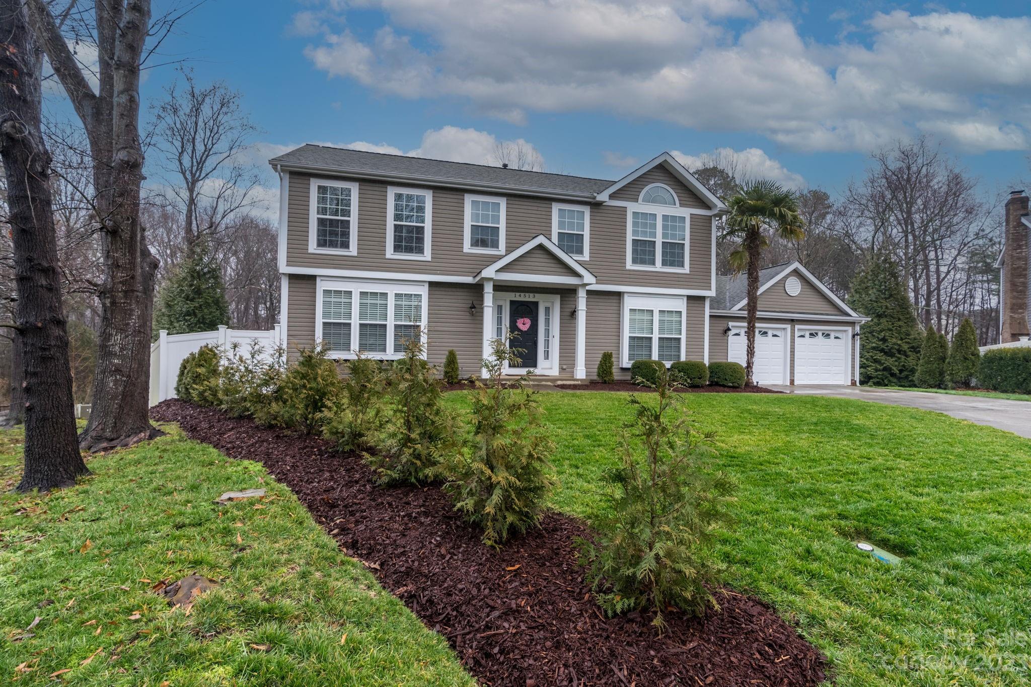 Woodside Falls - Residential