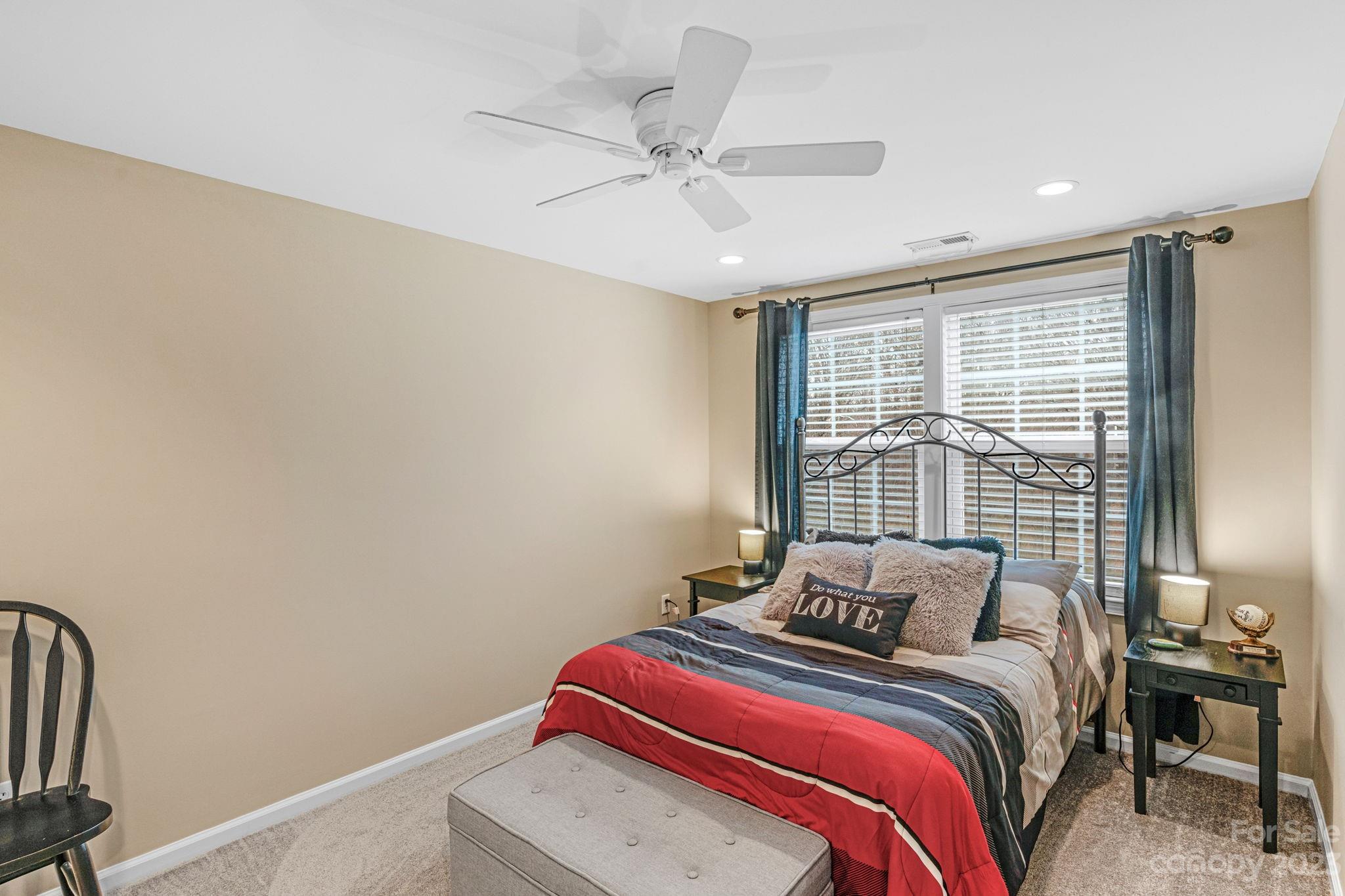 Woodside Falls - Residential