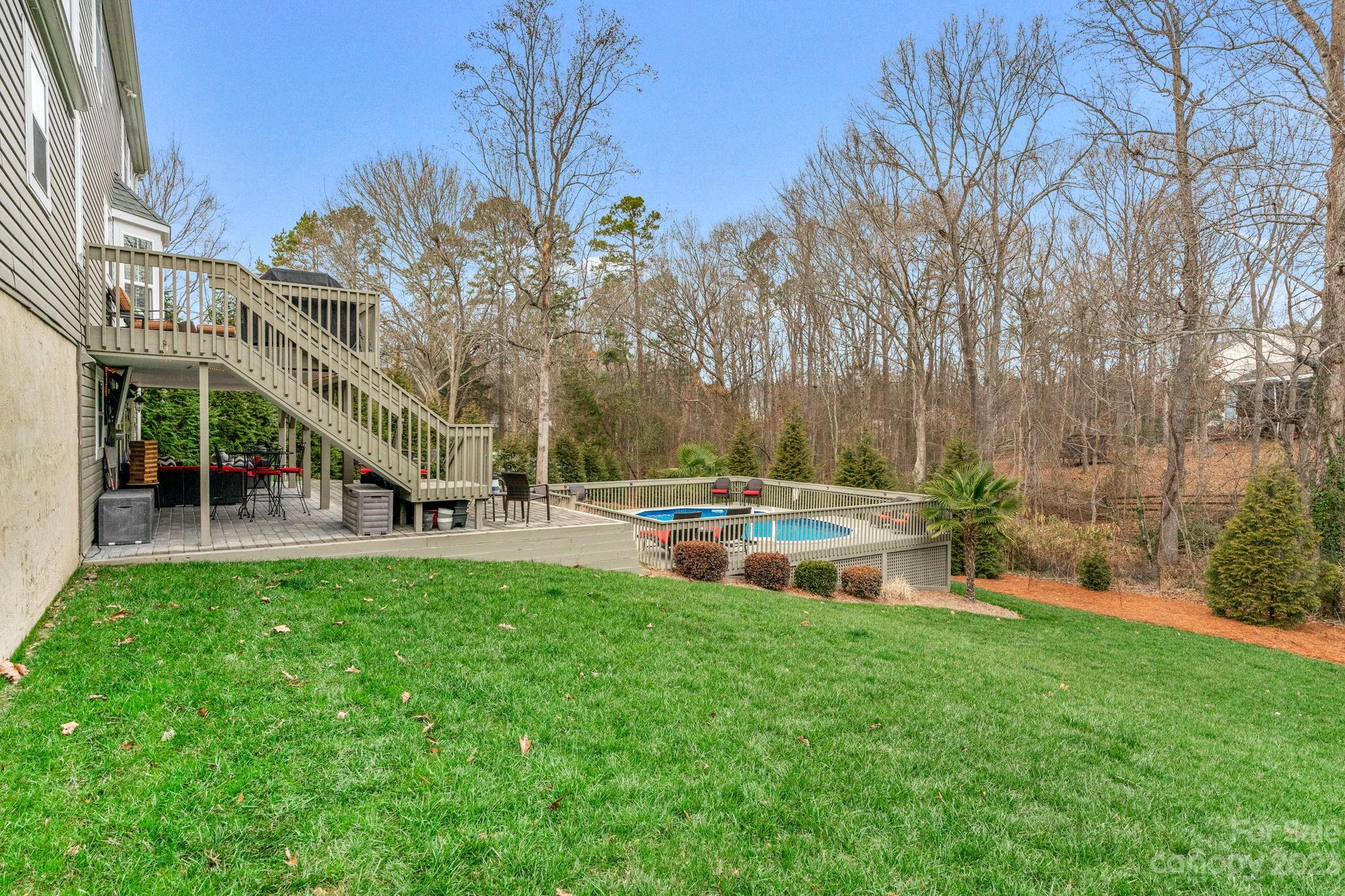 Woodside Falls - Residential