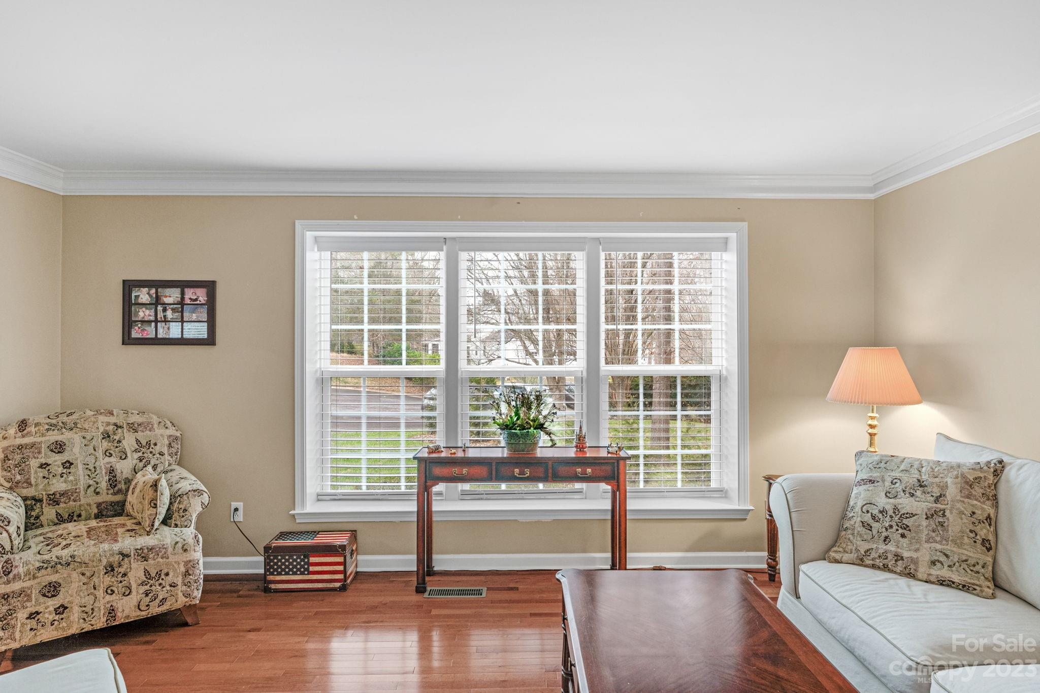 Woodside Falls - Residential