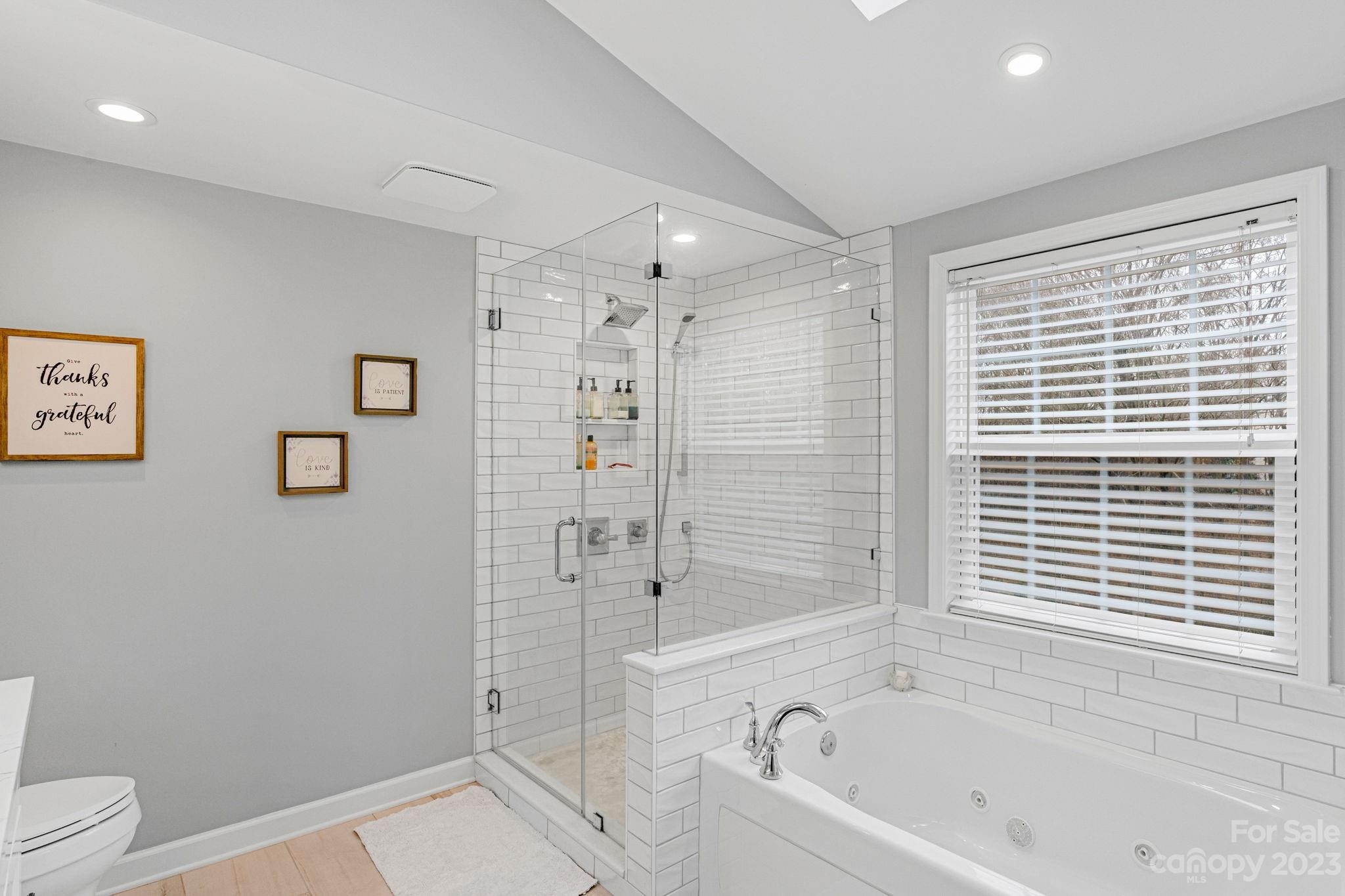 Woodside Falls - Residential