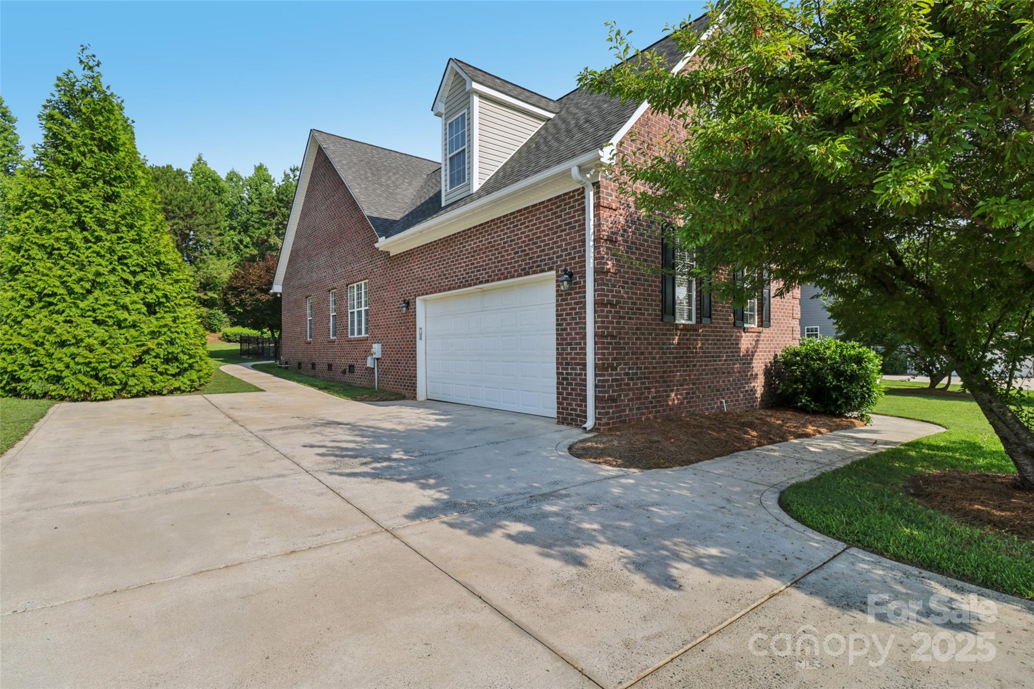 2411 Stoney Run Drive
