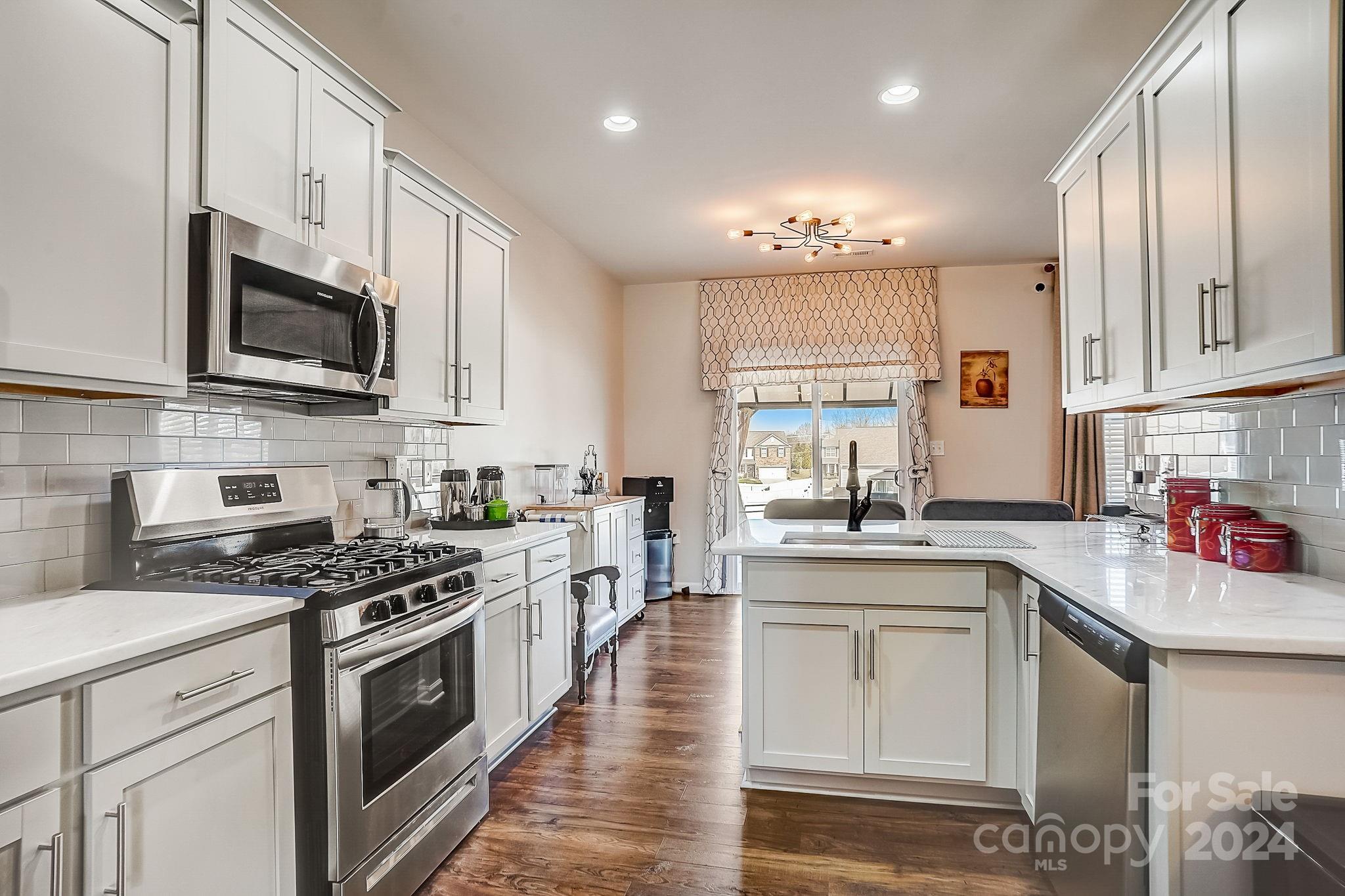 Roberta Ridge - Residential