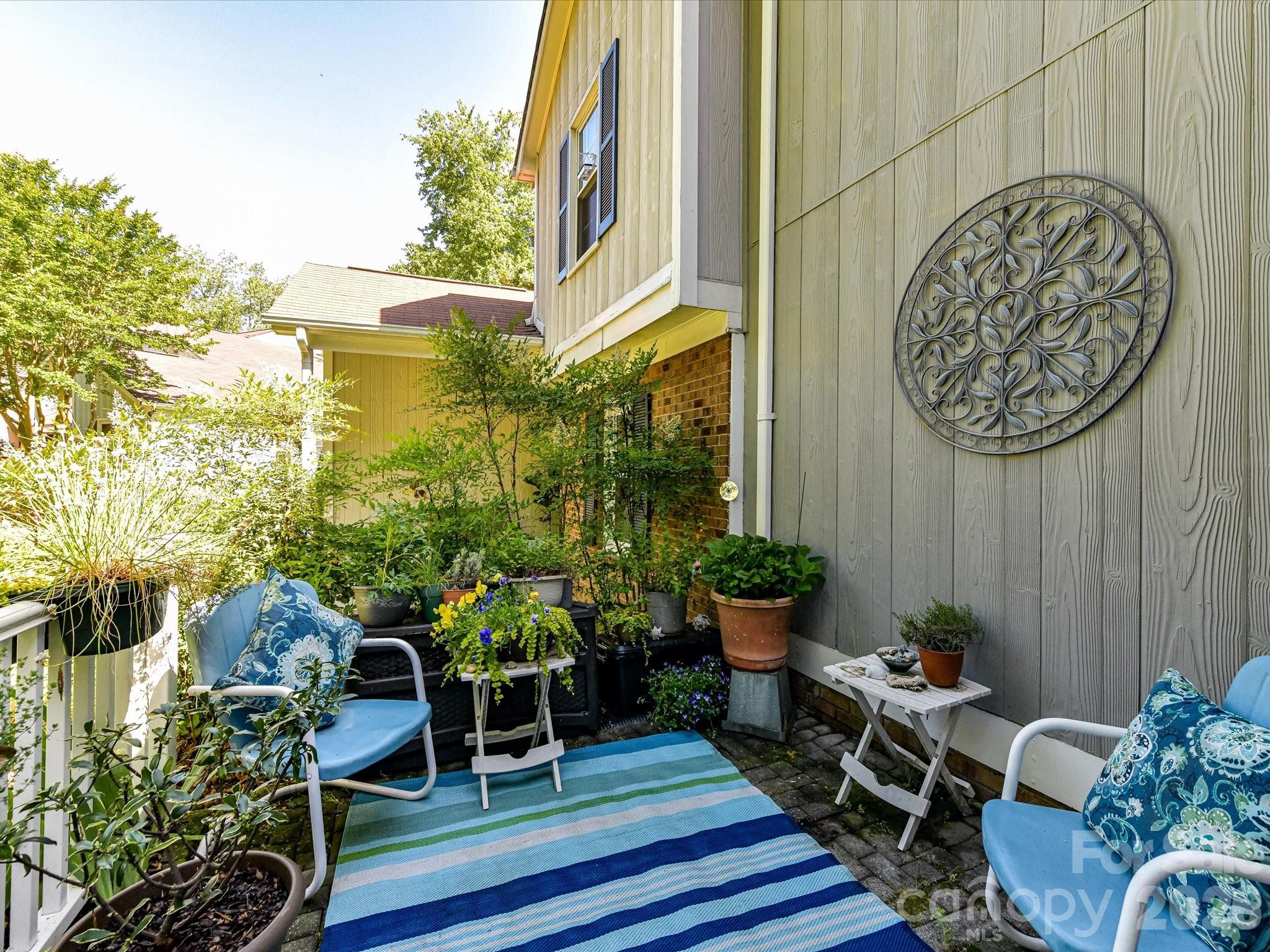 11103 Sevilla Court