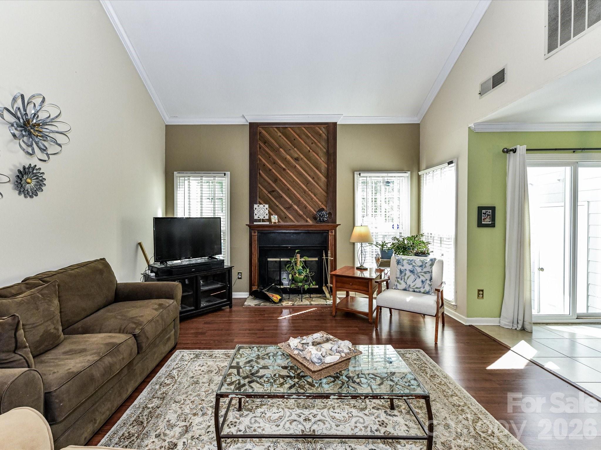 Renaissance on Carmel II - Residential
