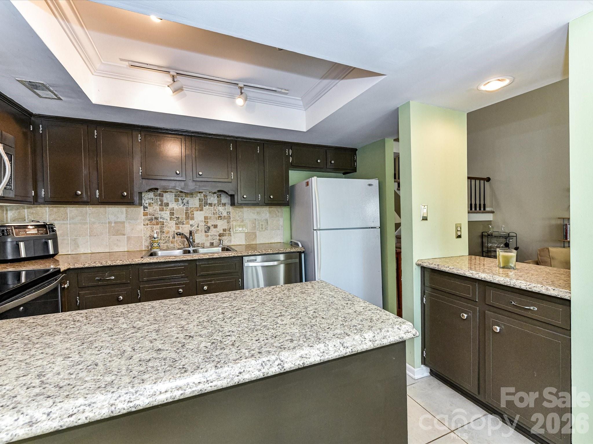 Renaissance on Carmel II - Residential