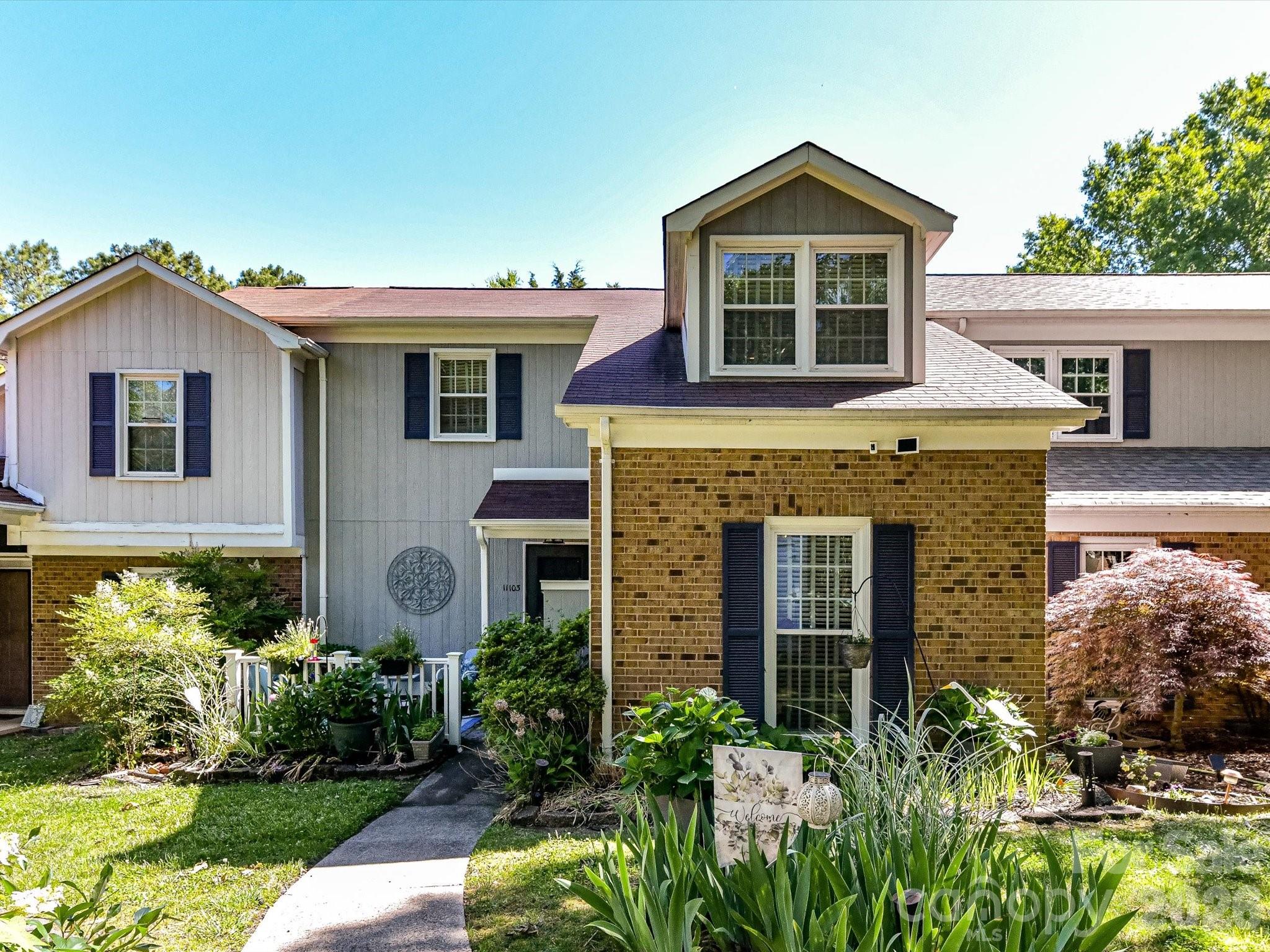 Renaissance on Carmel II - Residential