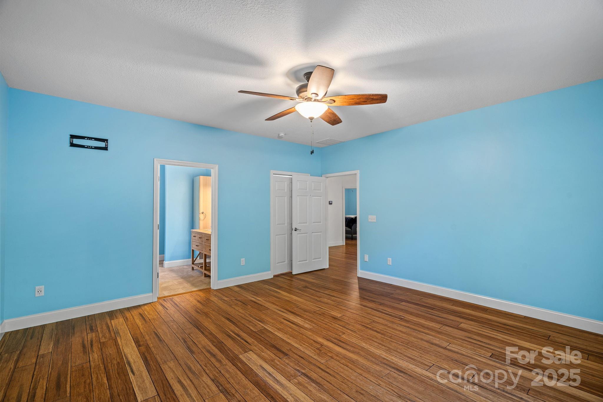 Stone Mountain - Residential