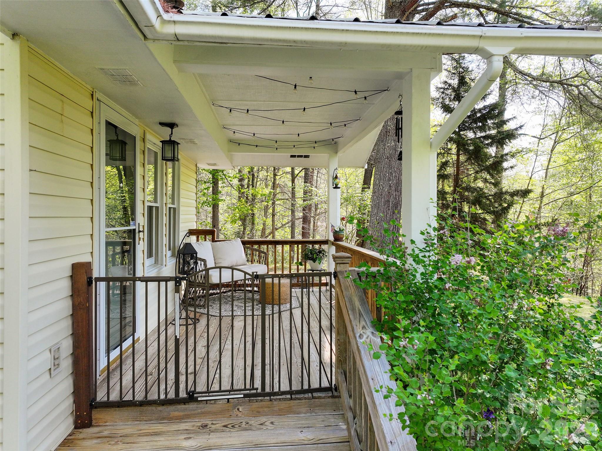 144 Bent Pine Drive