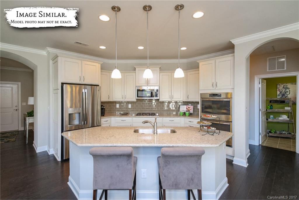 The Courtyards On Lake Norman - Residential