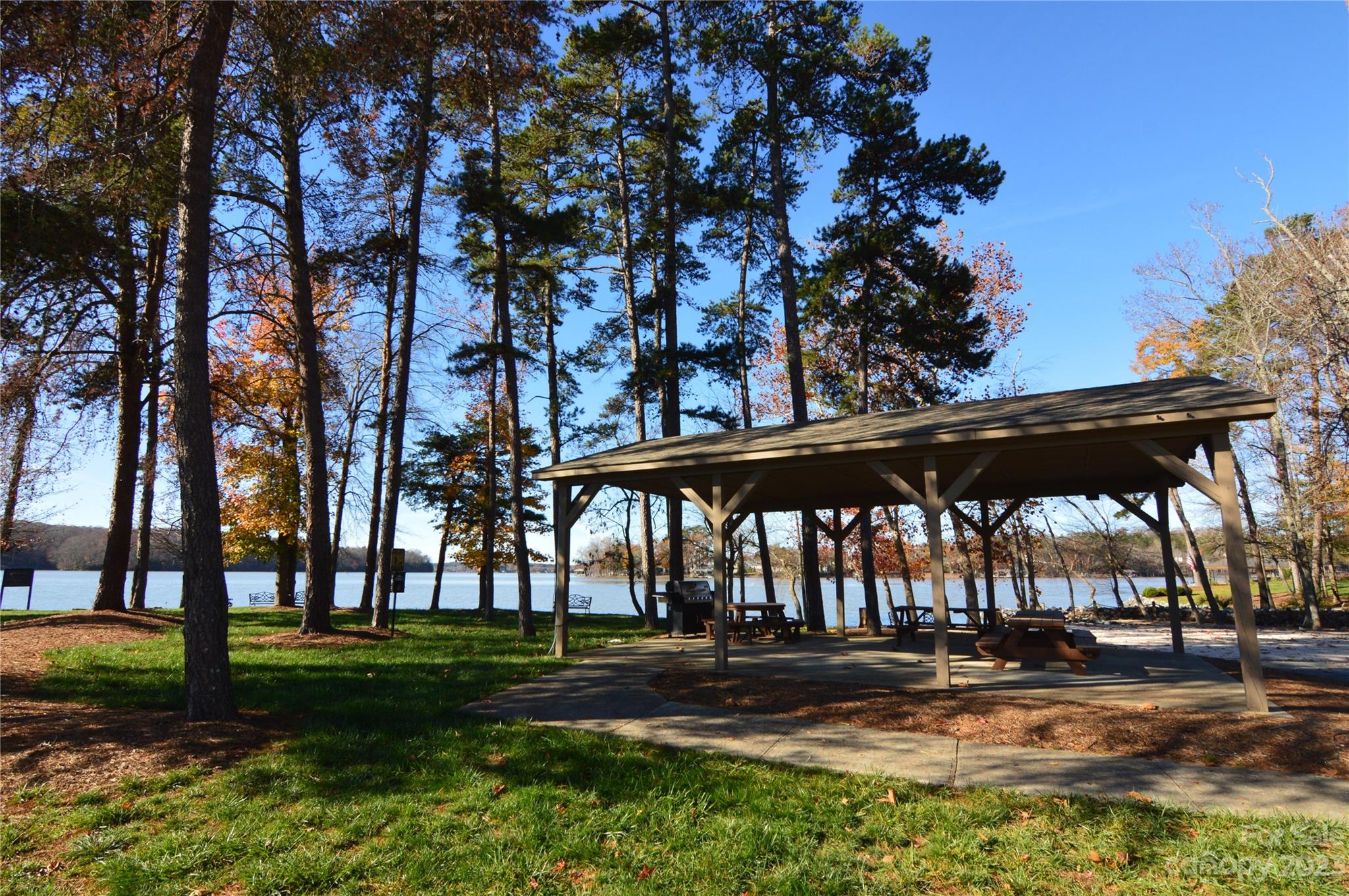 Reflection Pointe - Land