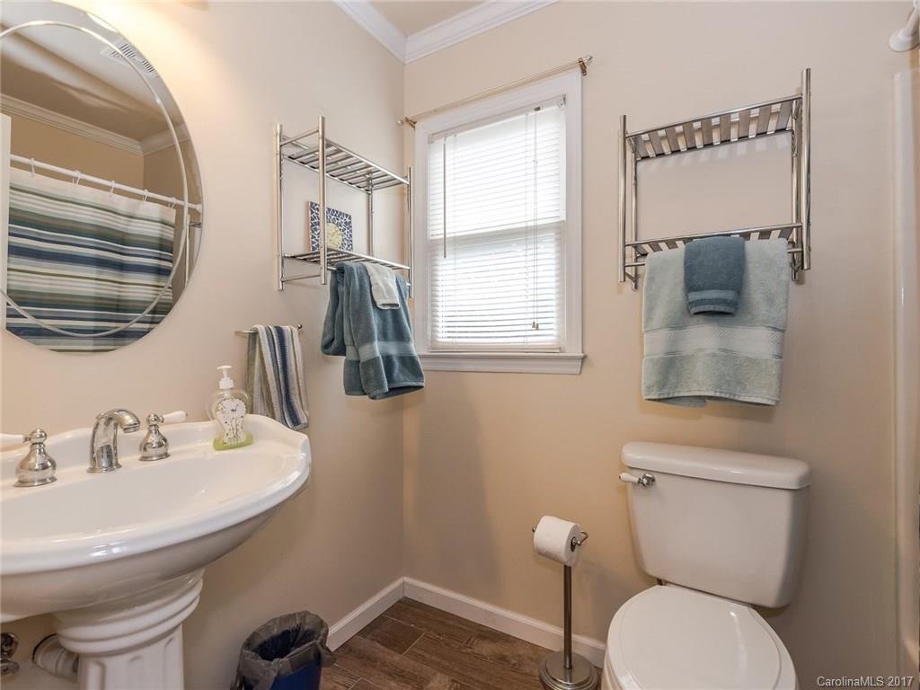 Jamestowne - Residential