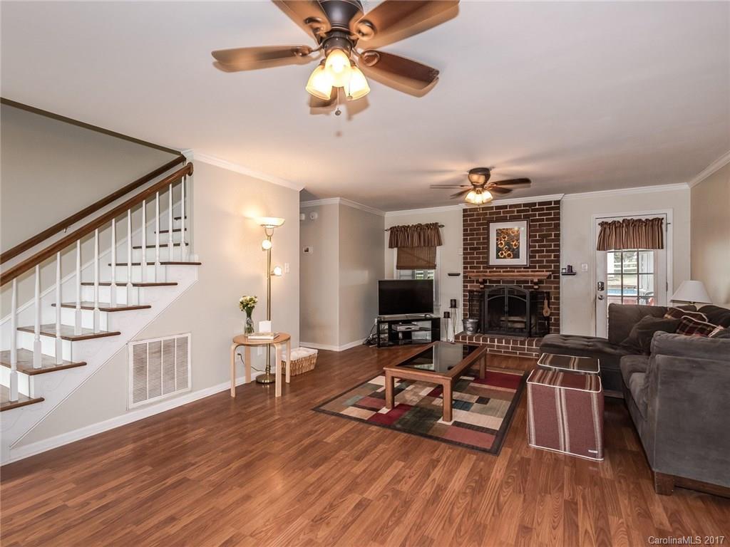 Jamestowne - Residential