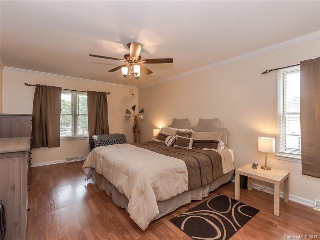 Jamestowne - Residential