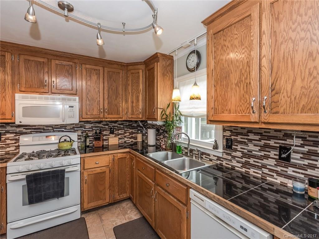 Jamestowne - Residential