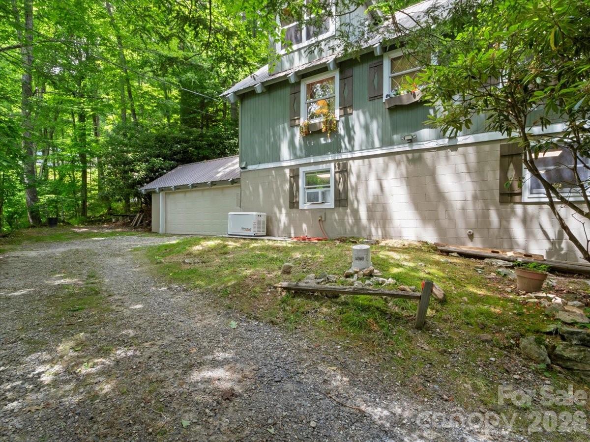 119 Fox Den Road