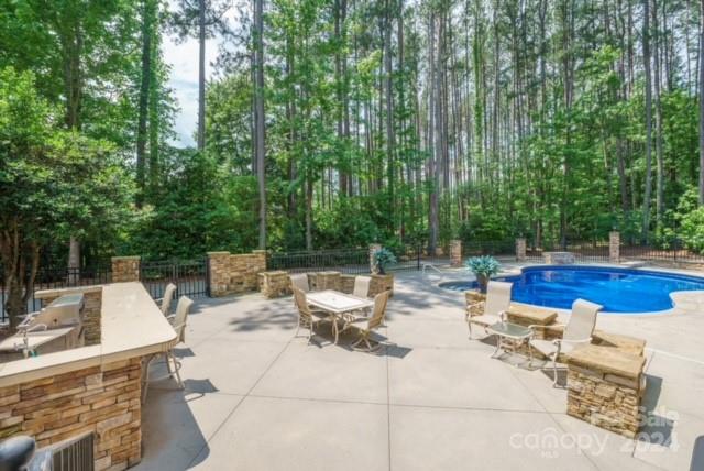 Forest Glen - Residential