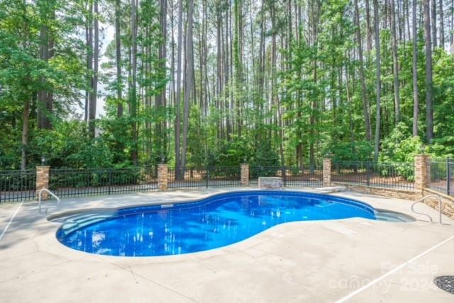 Forest Glen - Residential