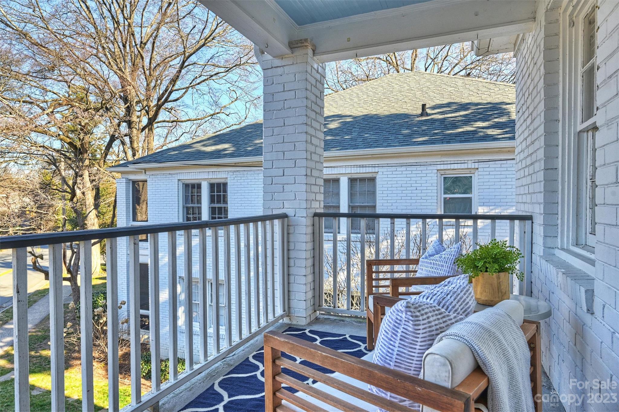 Elizabeth - Residential