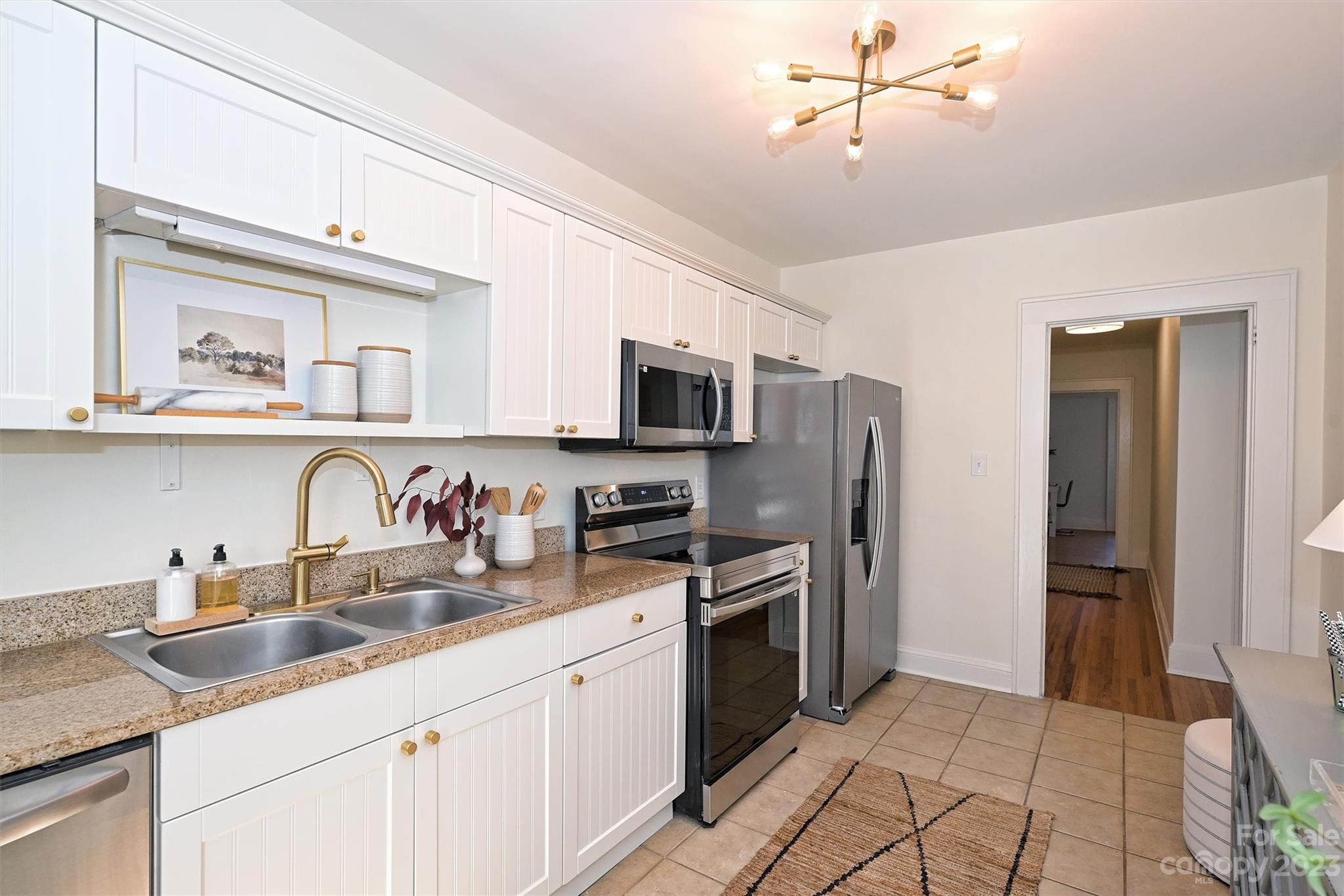 Elizabeth - Residential