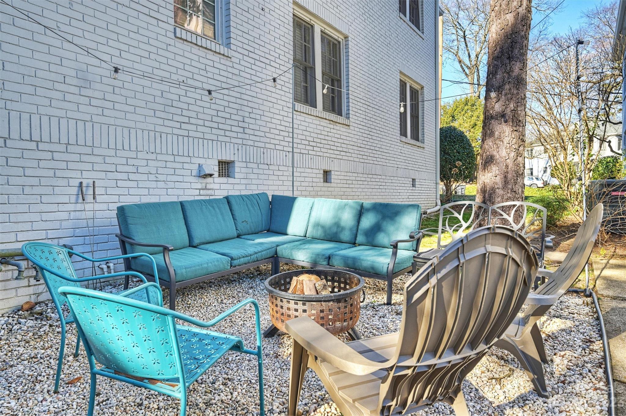 Elizabeth - Residential