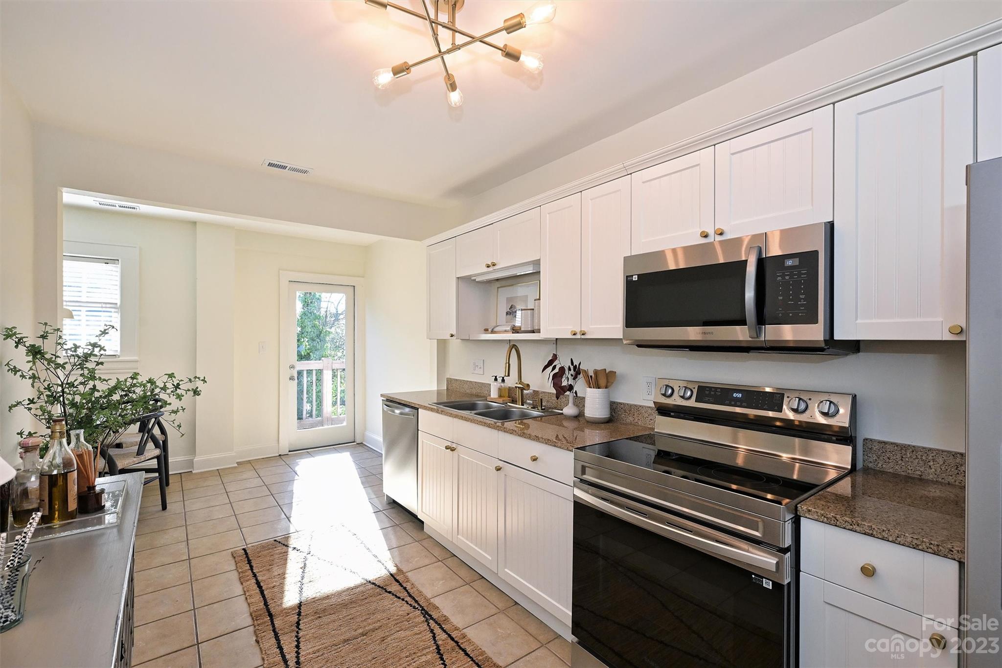 Elizabeth - Residential