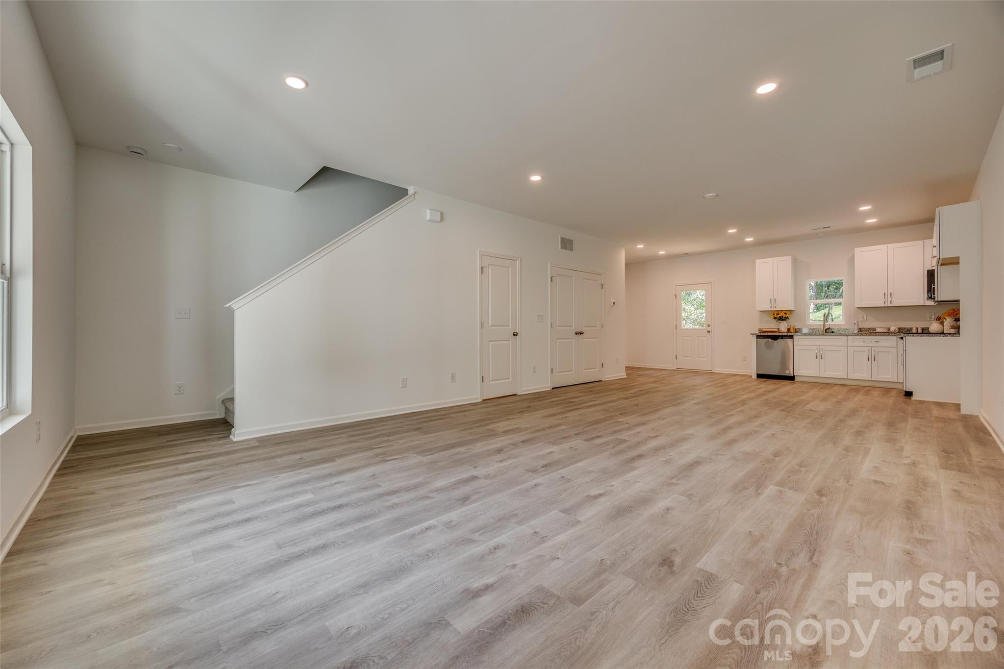 803 W Virginia Avenue