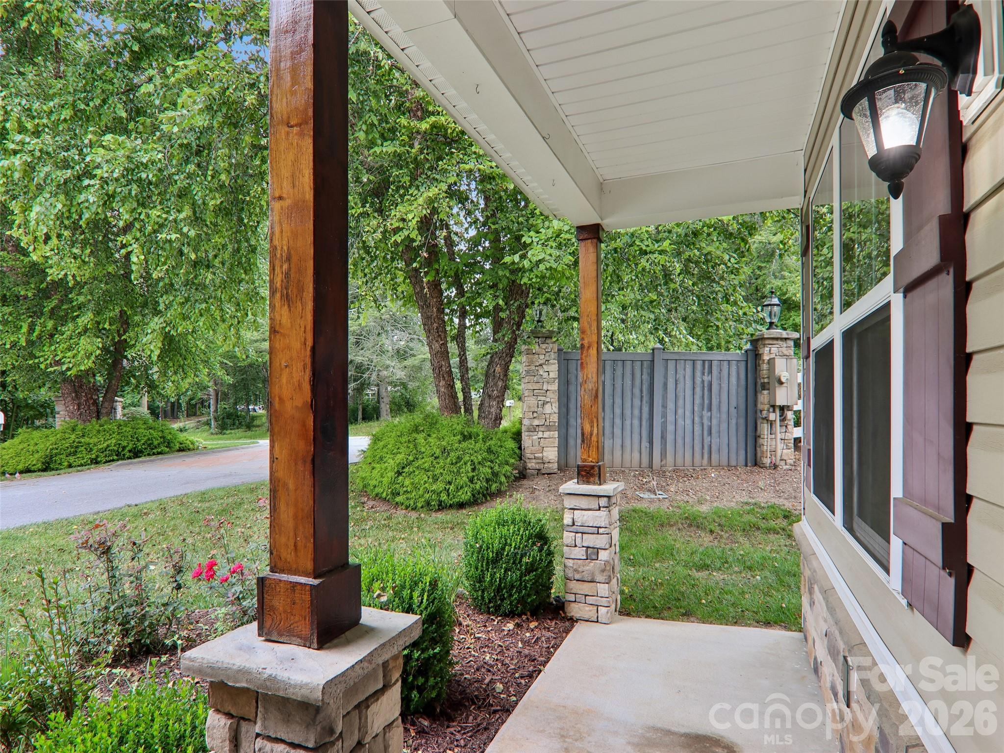 11 Eagle Pointe Way