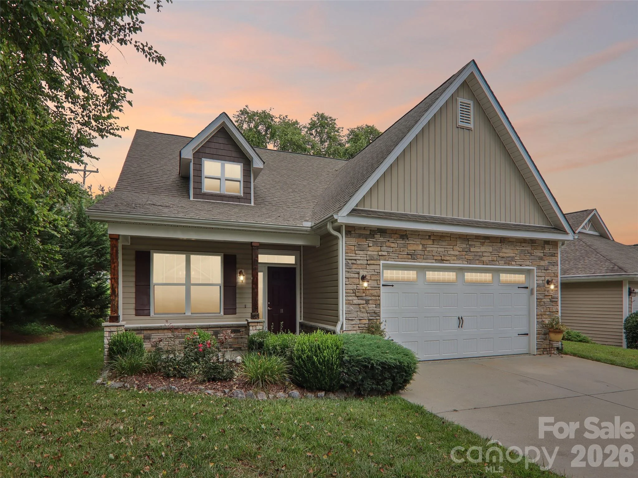 11 Eagle Pointe Way, Flat Rock, NC, 28731