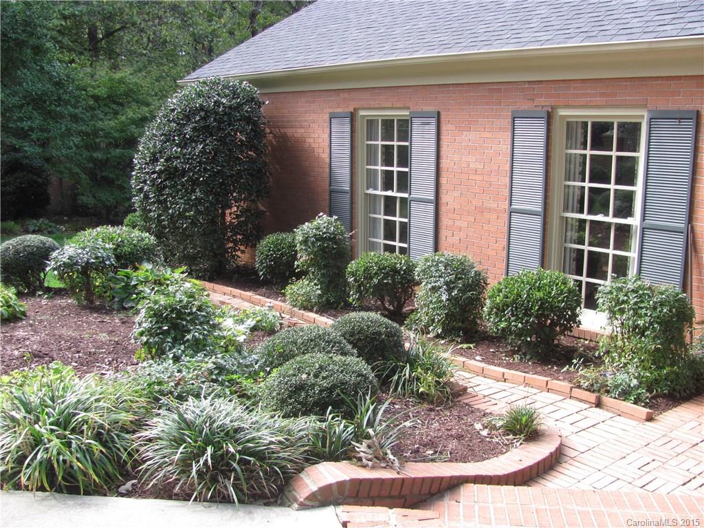 Forest Hills - Residential