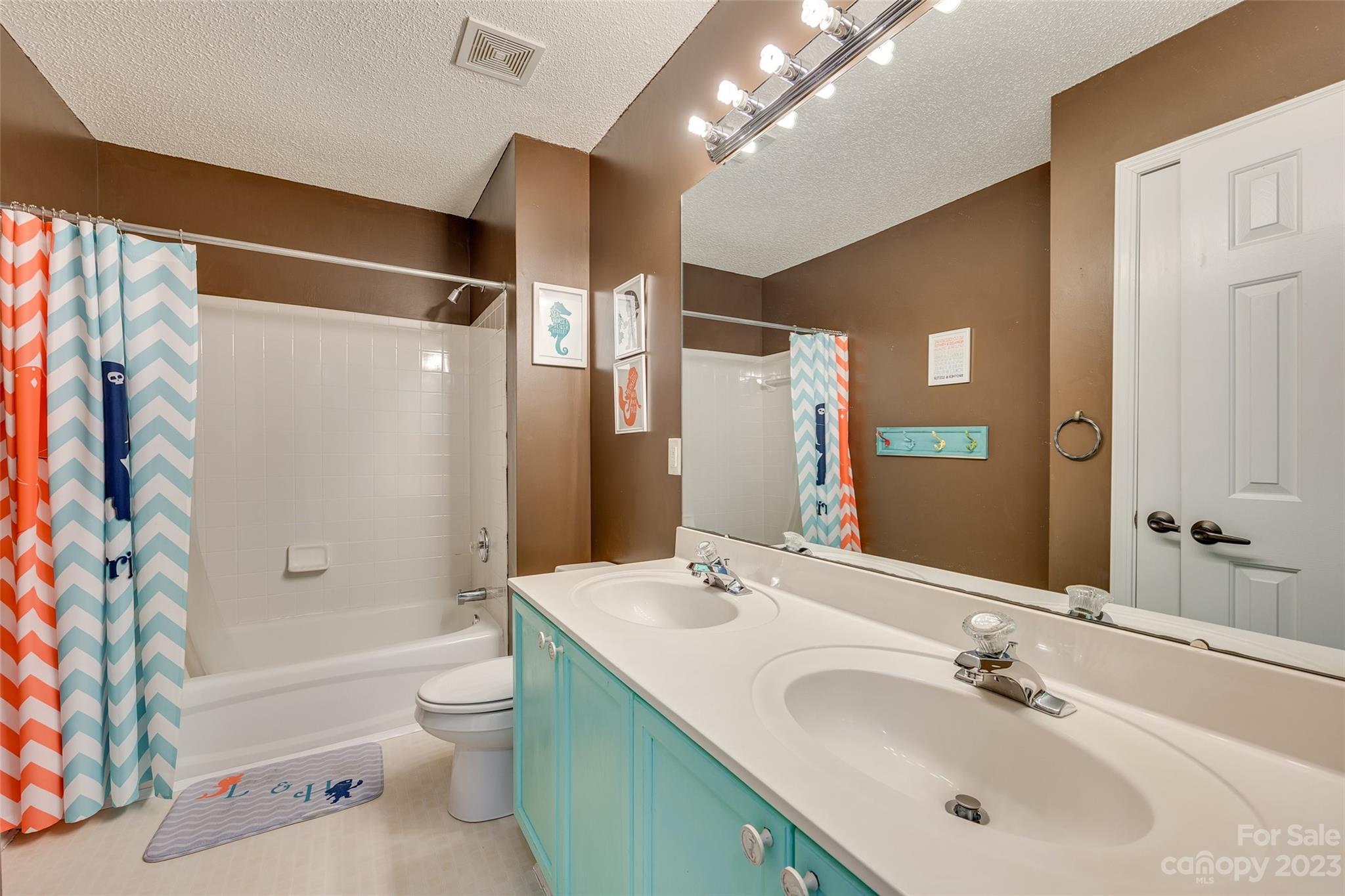 Thornblade Hills - Residential