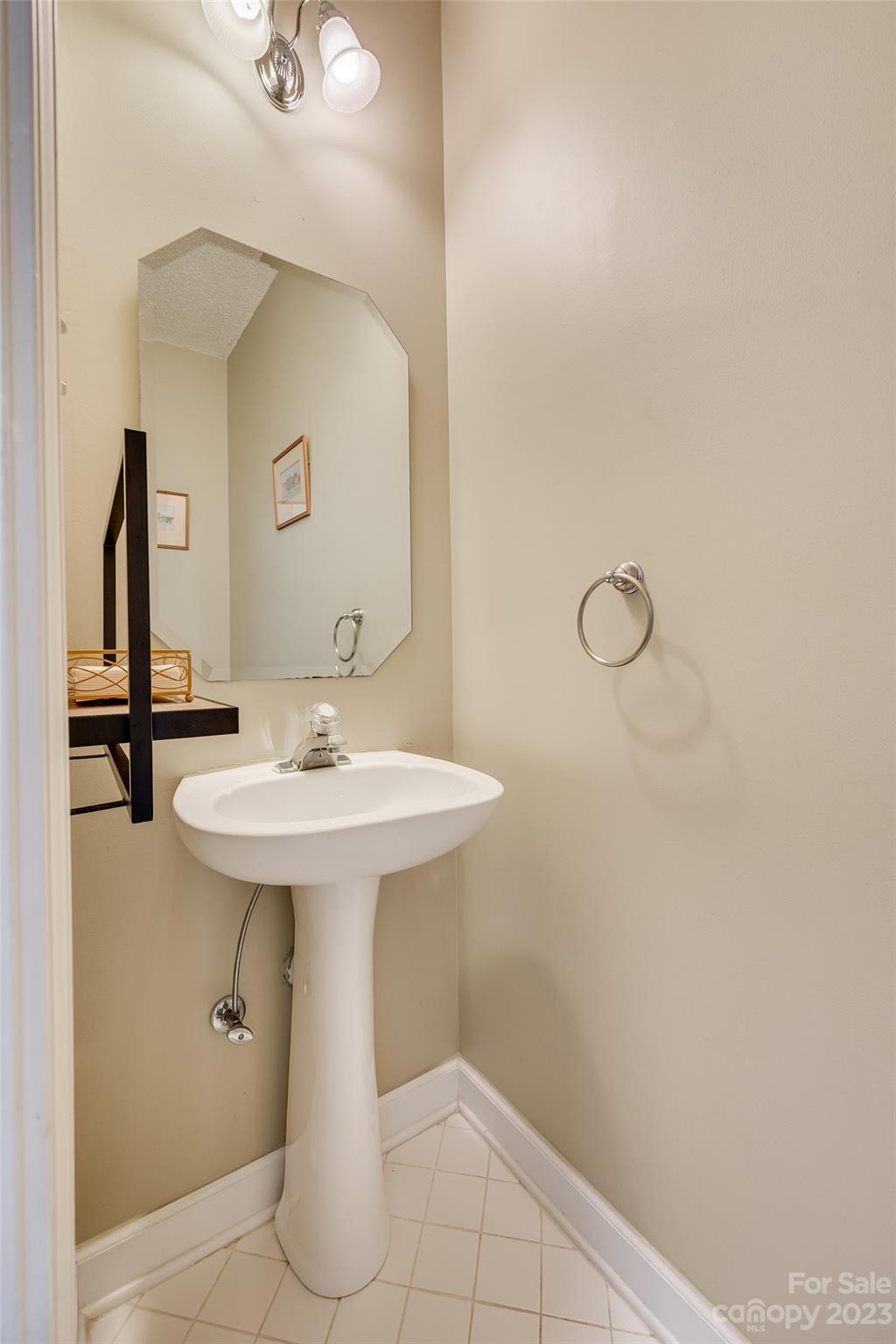 Thornblade Hills - Residential