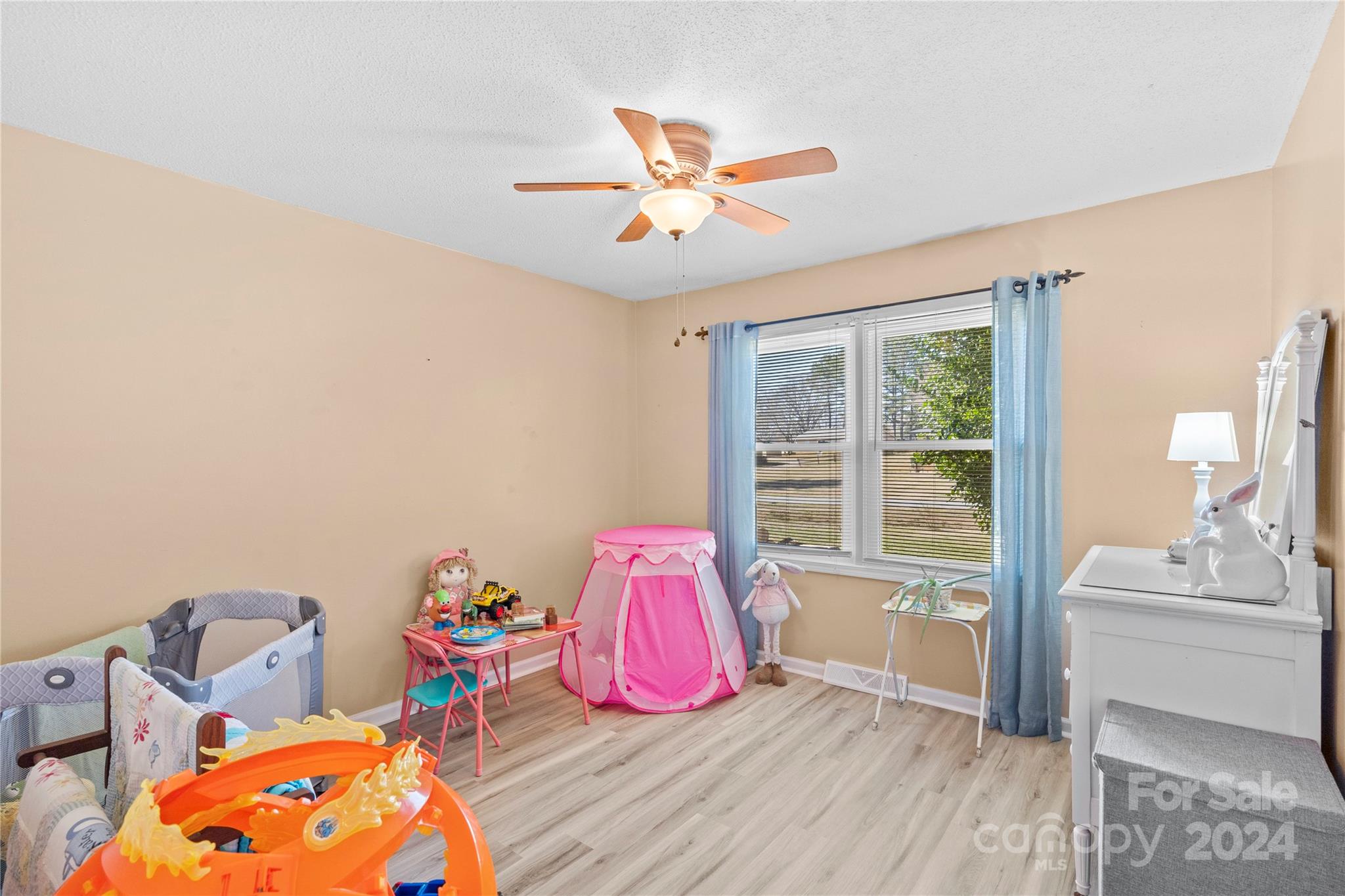 Picture Park - Residential