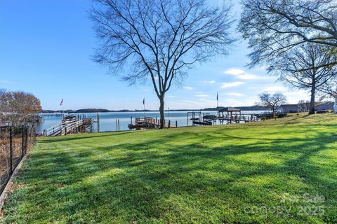 2488 Primm Road Denver NC 28037