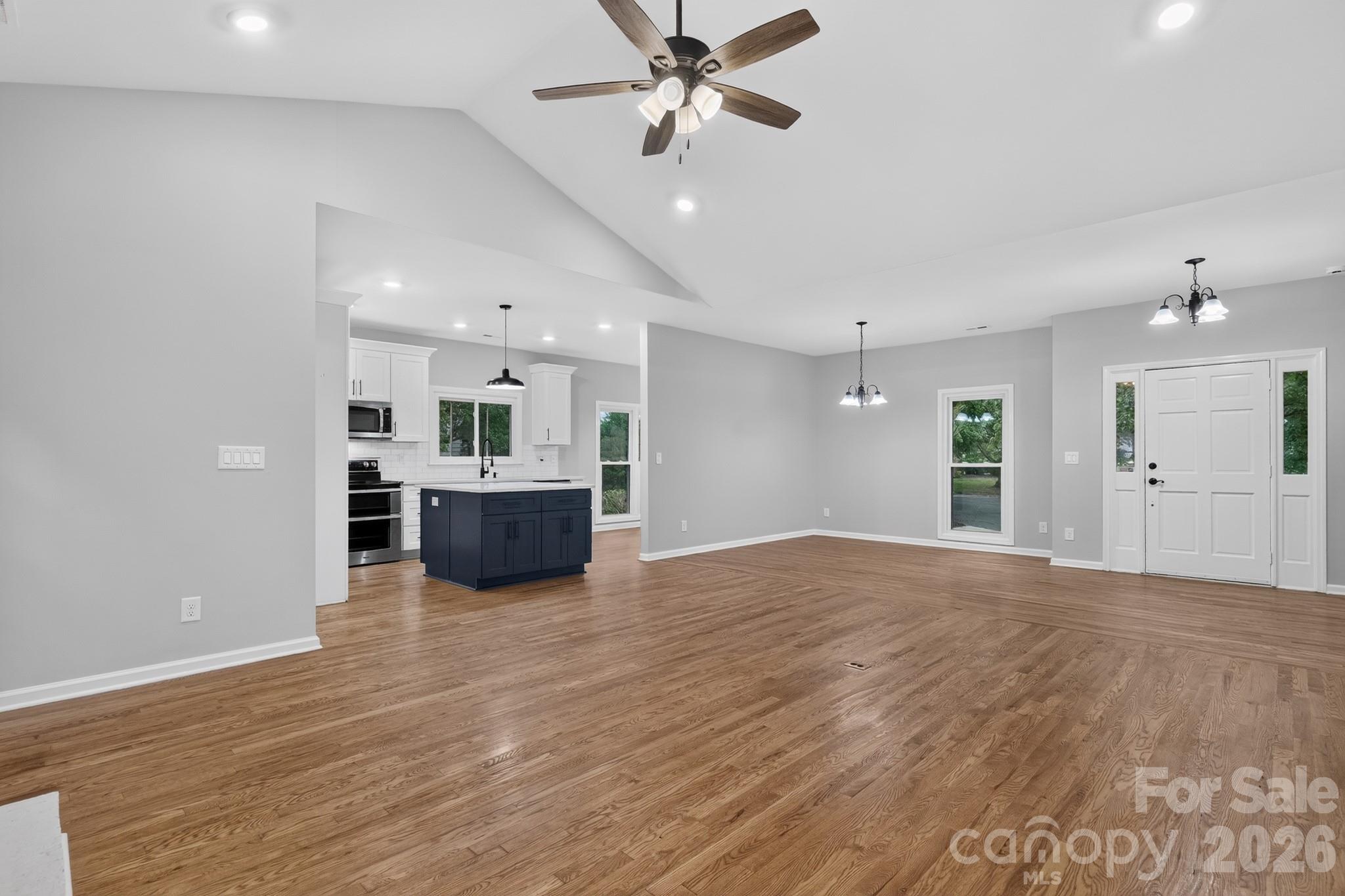 1029 Fairway Ridge Road NW