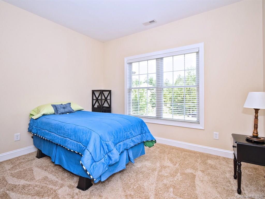 Huntington Farms - Residential