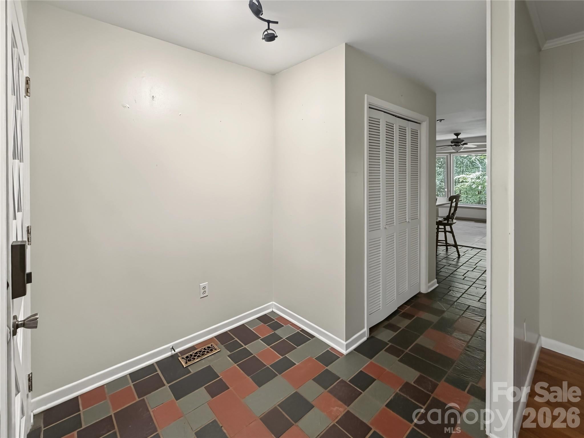 186 Catherine Drive