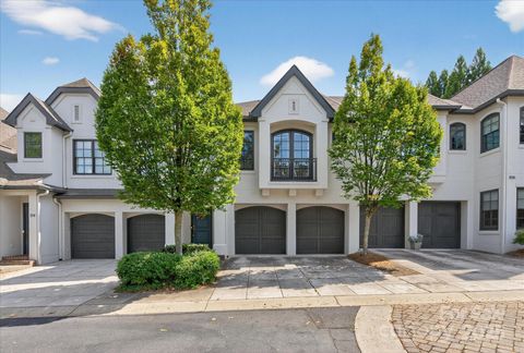 Photo of 310 Wendover Heights Circle, Charlotte, NC 28211 (MLS # 4307865)